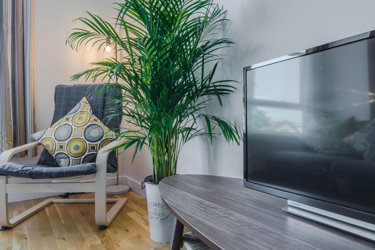 Panorama Apartments By Mesh Accommodation Short & Long Term Lets Ashford For Contractors Or Corporate Stays Екстериор снимка