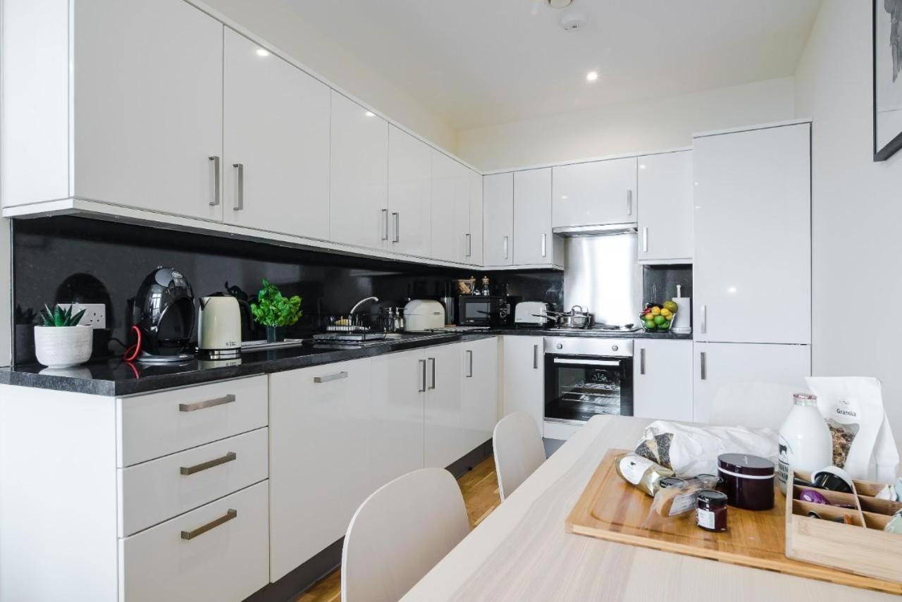 Panorama Apartments By Mesh Accommodation Short & Long Term Lets Ashford For Contractors Or Corporate Stays Екстериор снимка