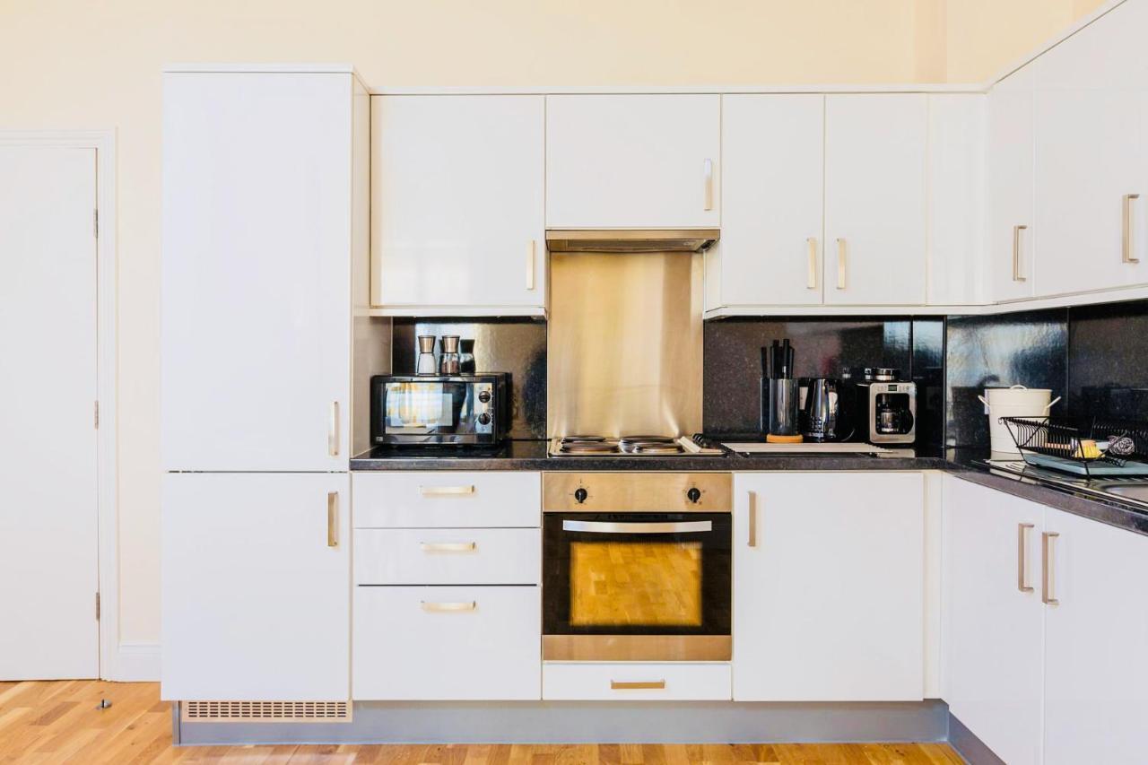 Panorama Apartments By Mesh Accommodation Short & Long Term Lets Ashford For Contractors Or Corporate Stays Екстериор снимка